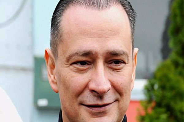 Cum a apărut David Popovici în campania lui Băluță: acuzații dure