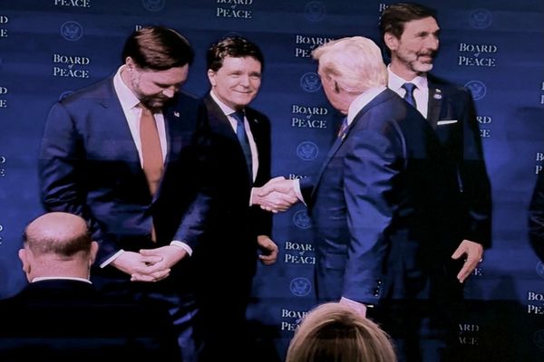 Președintele Nicușor Dan participă la Consiliul pentru Pace, alături de Donald Trump, unde va avea o intervenție