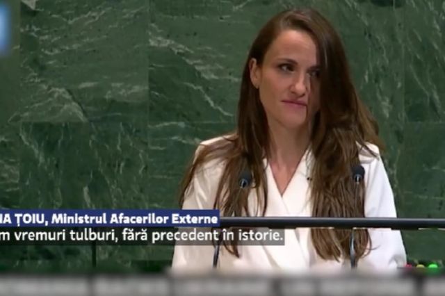 Ministrul de externe îi ignoră pe românii întorși din Orientul Mijlociu. Oana Țoiu, deranjată când este întrebată despre situația lor