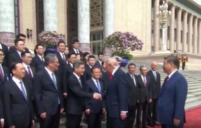 Trump și-a încheiat turneul în China: „Am încheiat acorduri grozave!”